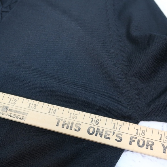 Agust Silk‎ Knits Long Sleeve top Embrodeiry Flower Pattern Size Large Stretch - Picture 13 of 13